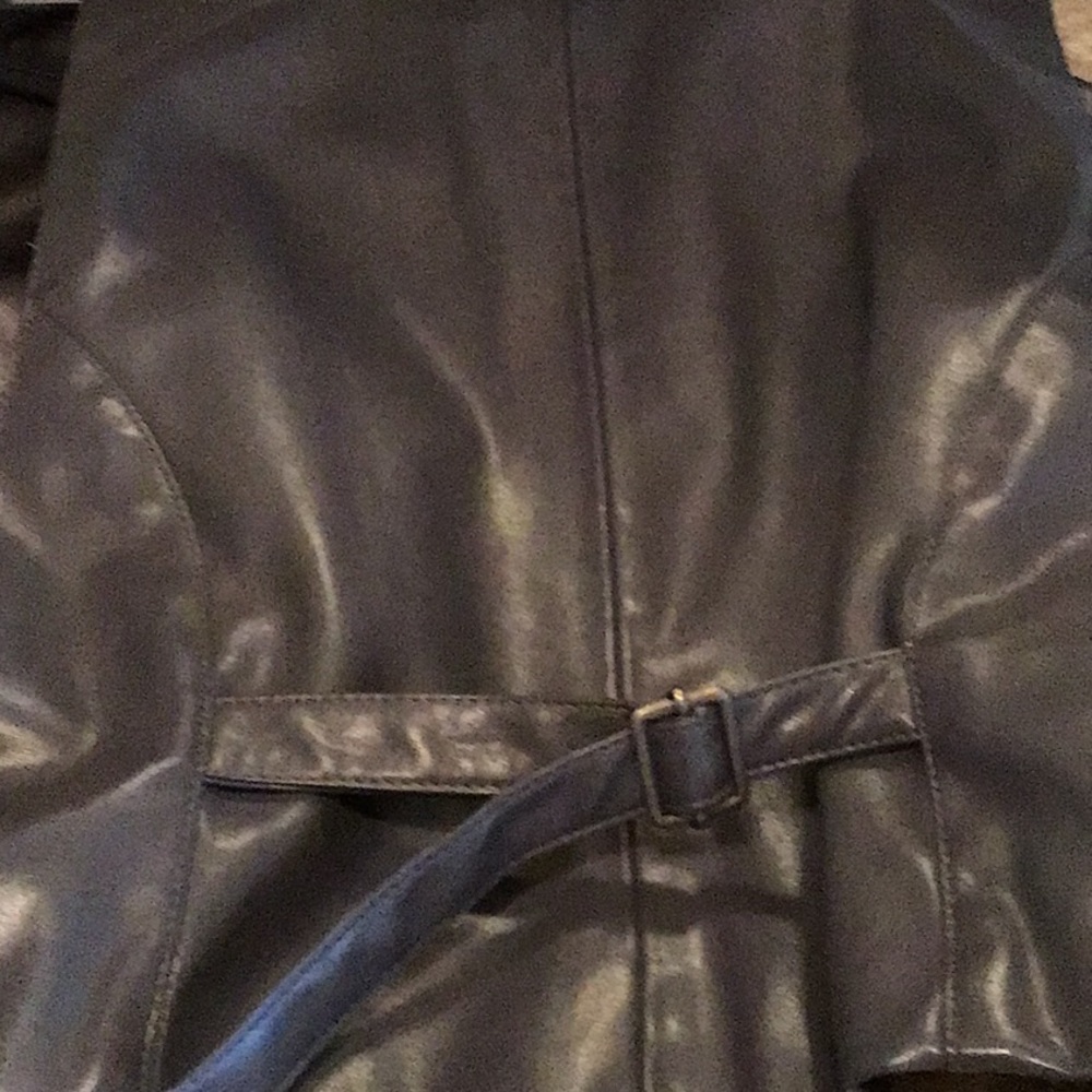 Leather vest with fur